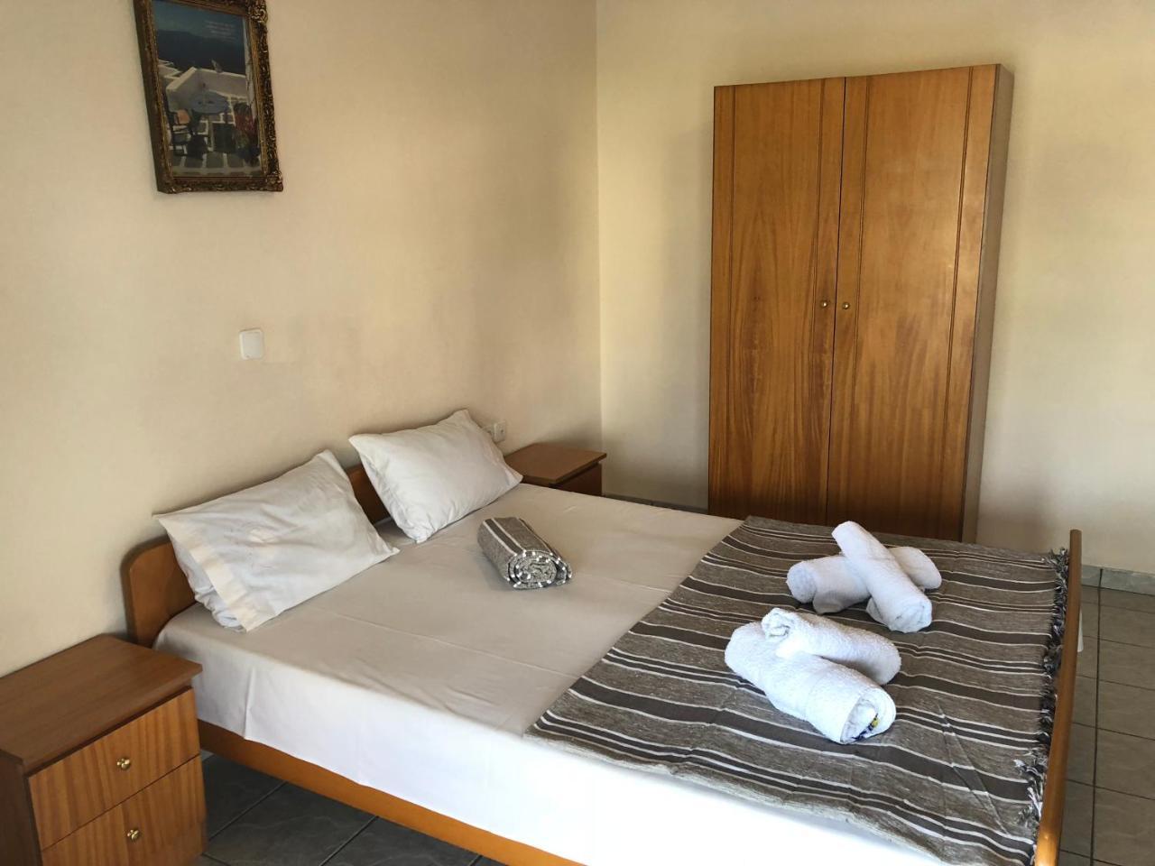 Rooms Lazos Olympiakí Aktí Exterior foto