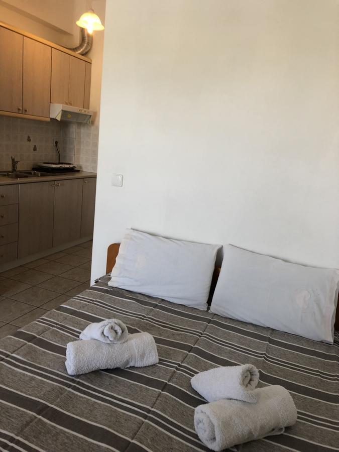 Rooms Lazos Olympiakí Aktí Exterior foto