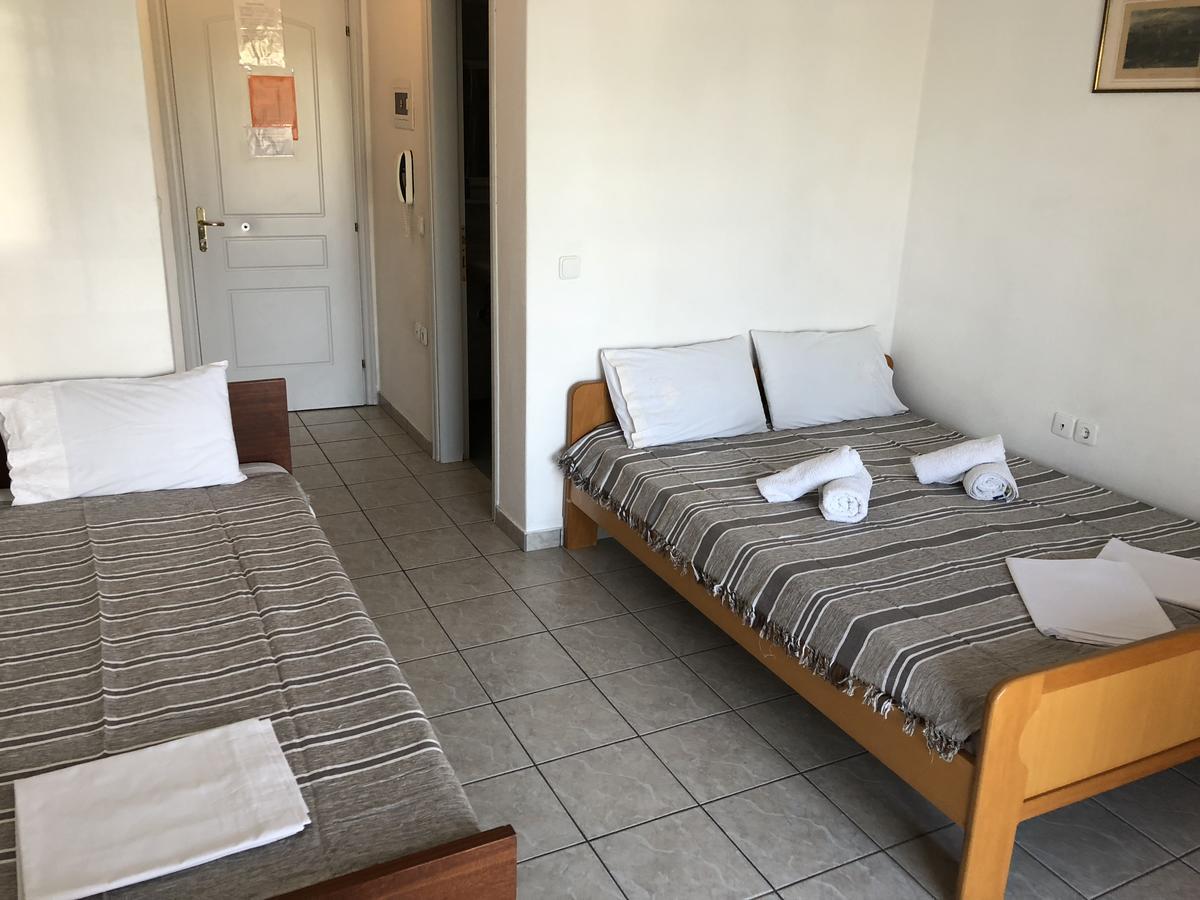 Rooms Lazos Olympiakí Aktí Exterior foto