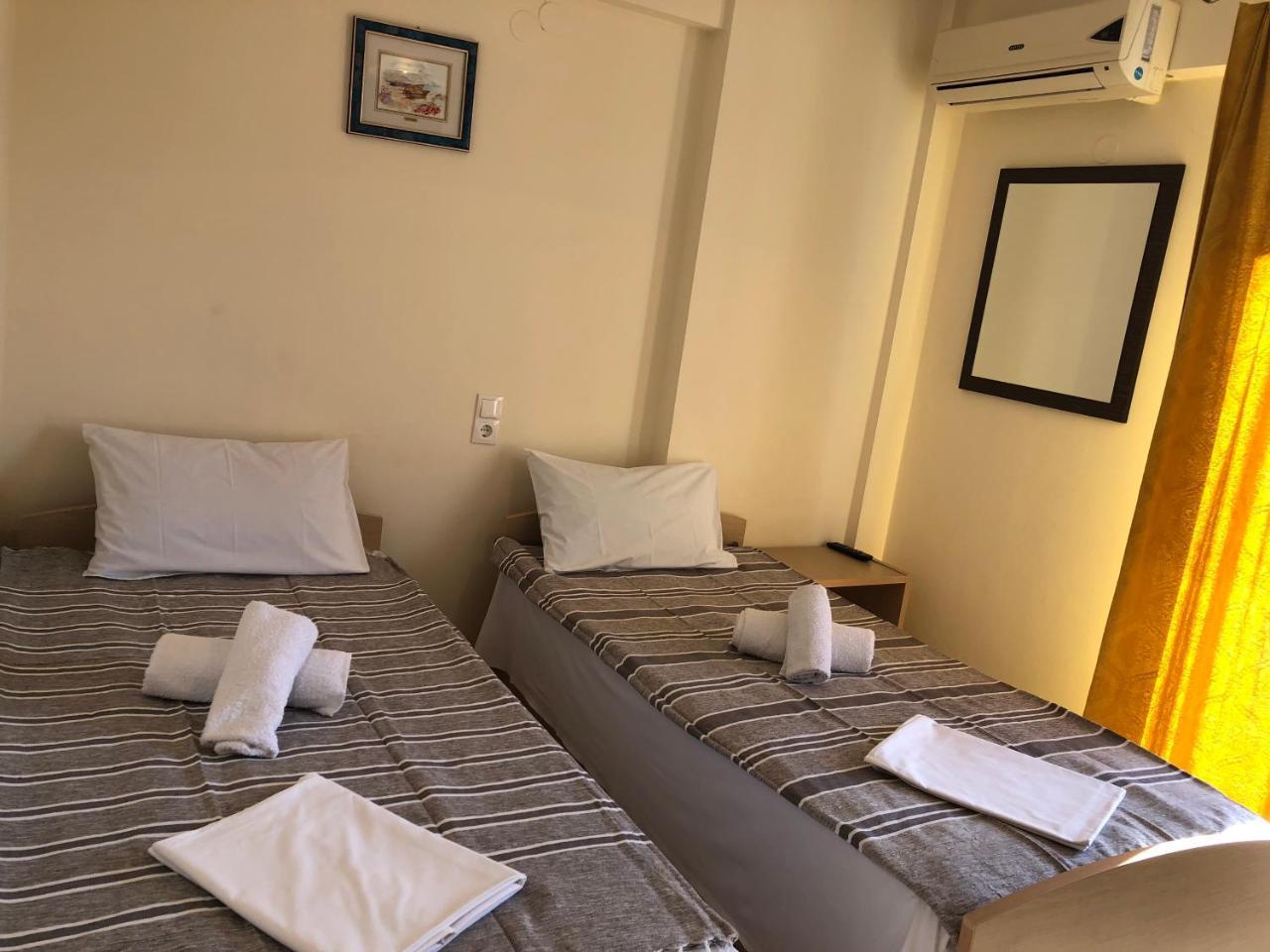 Rooms Lazos Olympiakí Aktí Exterior foto