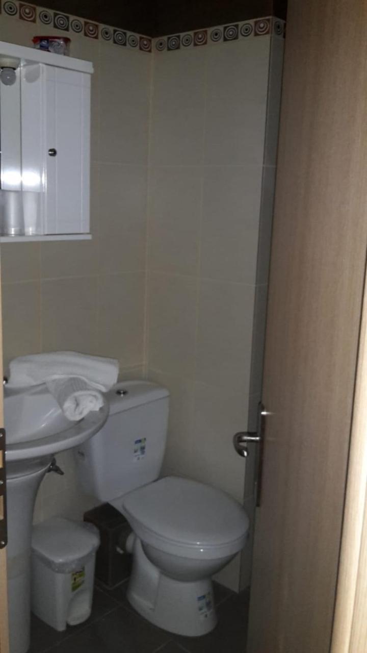 Rooms Lazos Olympiakí Aktí Exterior foto