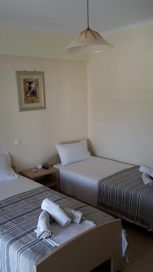 Rooms Lazos Olympiakí Aktí Exterior foto